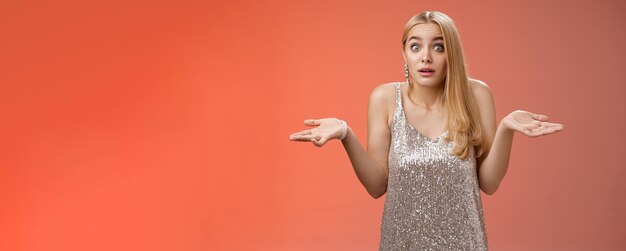 Hur säkerställs rättvisa och säkerhet på onlineplattformar?